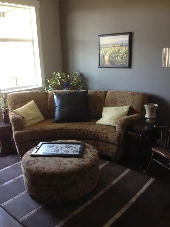 Brookside Inn Boutique Hotel Abbotsford